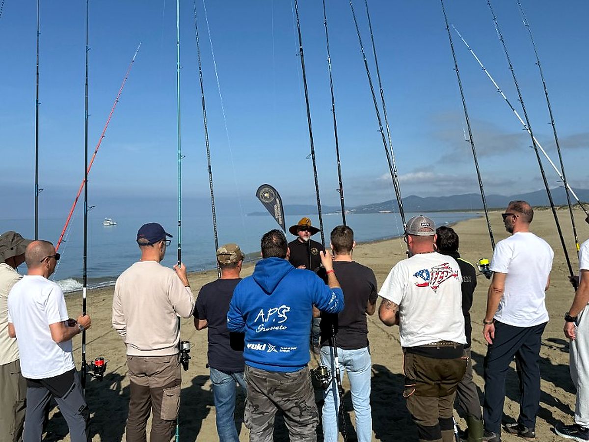 Gruppo Paolo Fiorenzano Academy in spiaggia